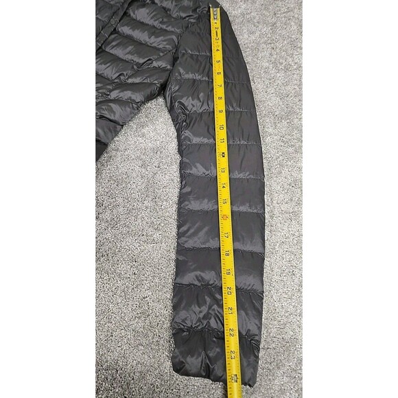 Uniqlo Ultra Light Down Compact Quilted Jacket Snap Button Gray Women’s Size S - Picture 11 of 11